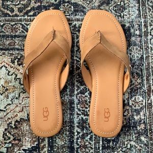 UGG Tuolumne Flat Sandal Almond size 8.5